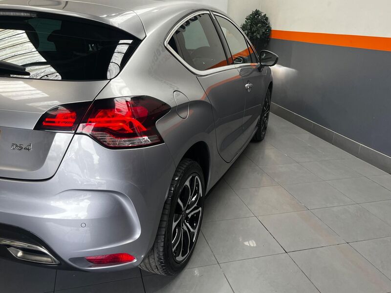 DS AUTOMOBILES DS 4