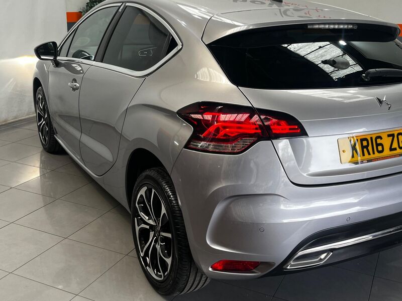 DS AUTOMOBILES DS 4