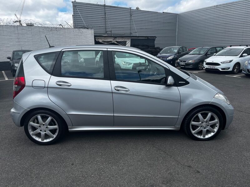 MERCEDES-BENZ A CLASS