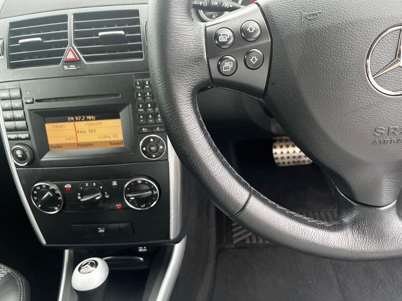 MERCEDES-BENZ A CLASS