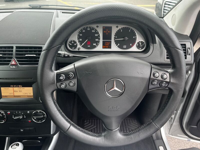MERCEDES-BENZ A CLASS
