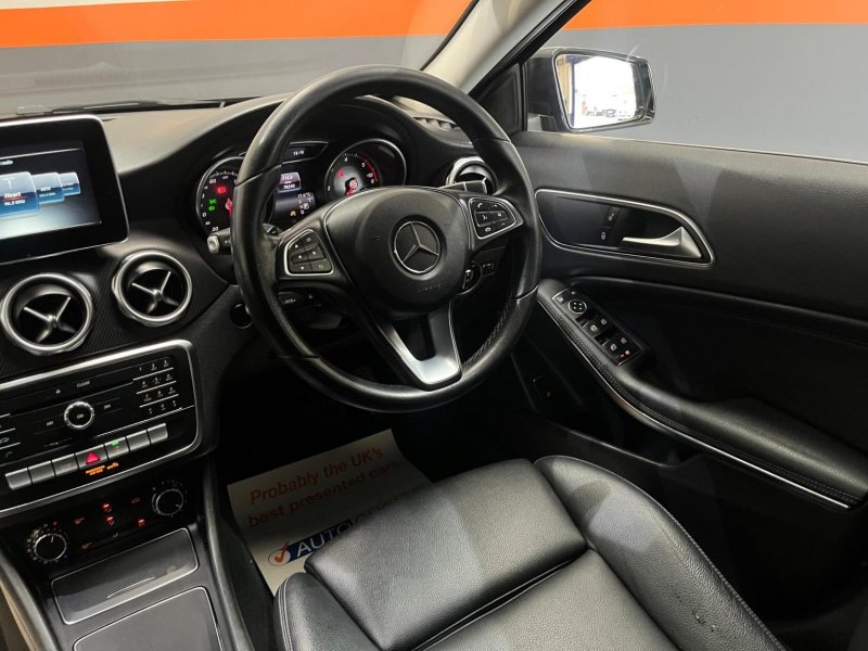 MERCEDES-BENZ GLA CLASS