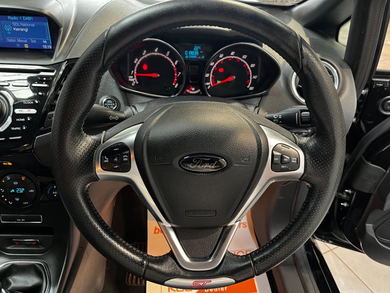 FORD FIESTA