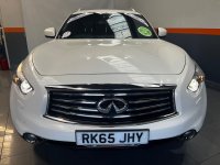 INFINITI QX70