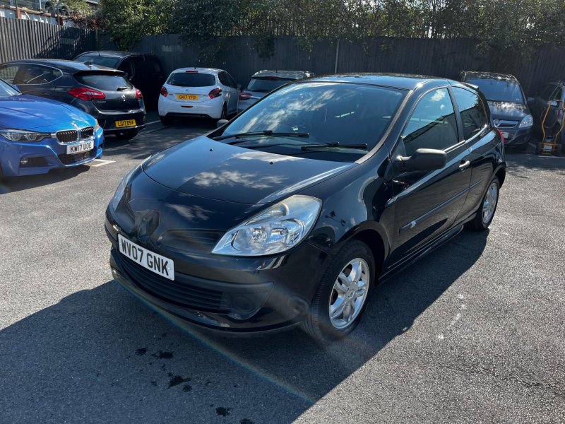 RENAULT CLIO