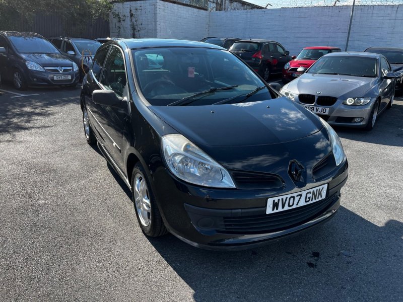 RENAULT CLIO