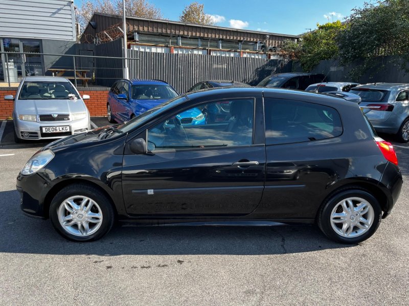 RENAULT CLIO