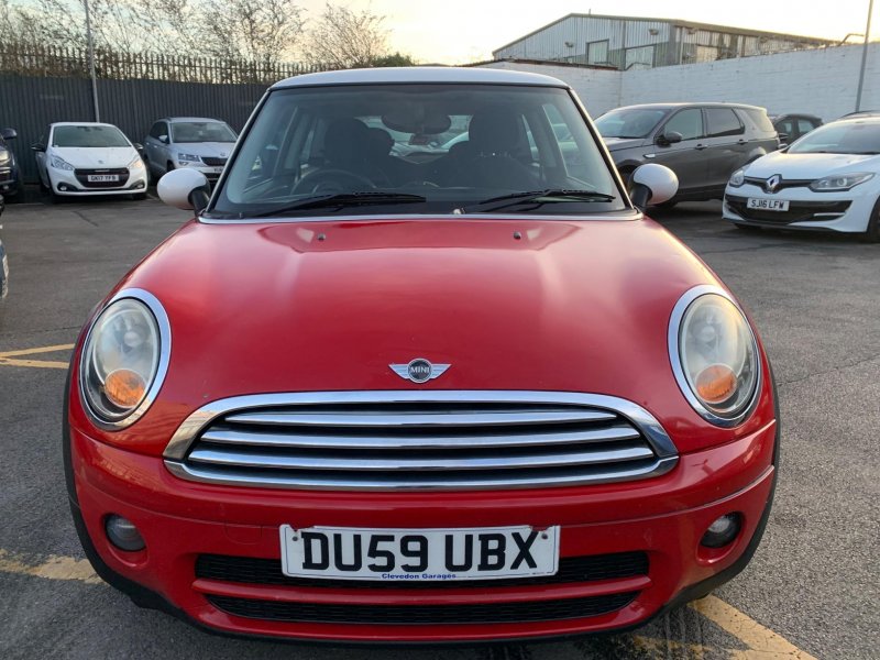 MINI HATCH