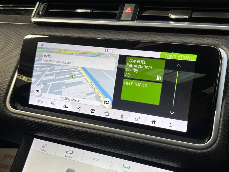 LAND ROVER RANGE ROVER VELAR